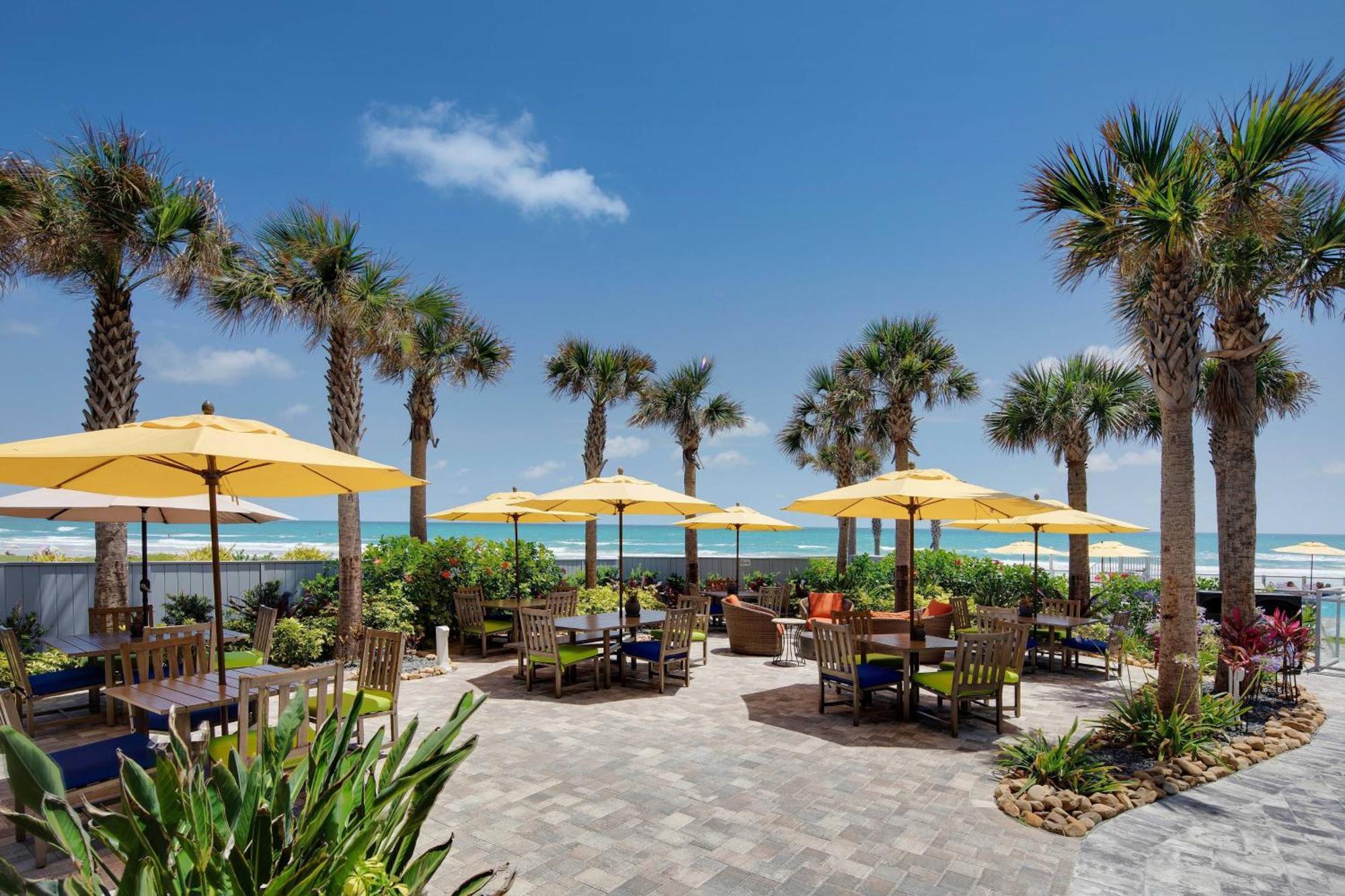 Delta Hotels By Marriott Daytona Beach Oceanfront Екстер'єр фото