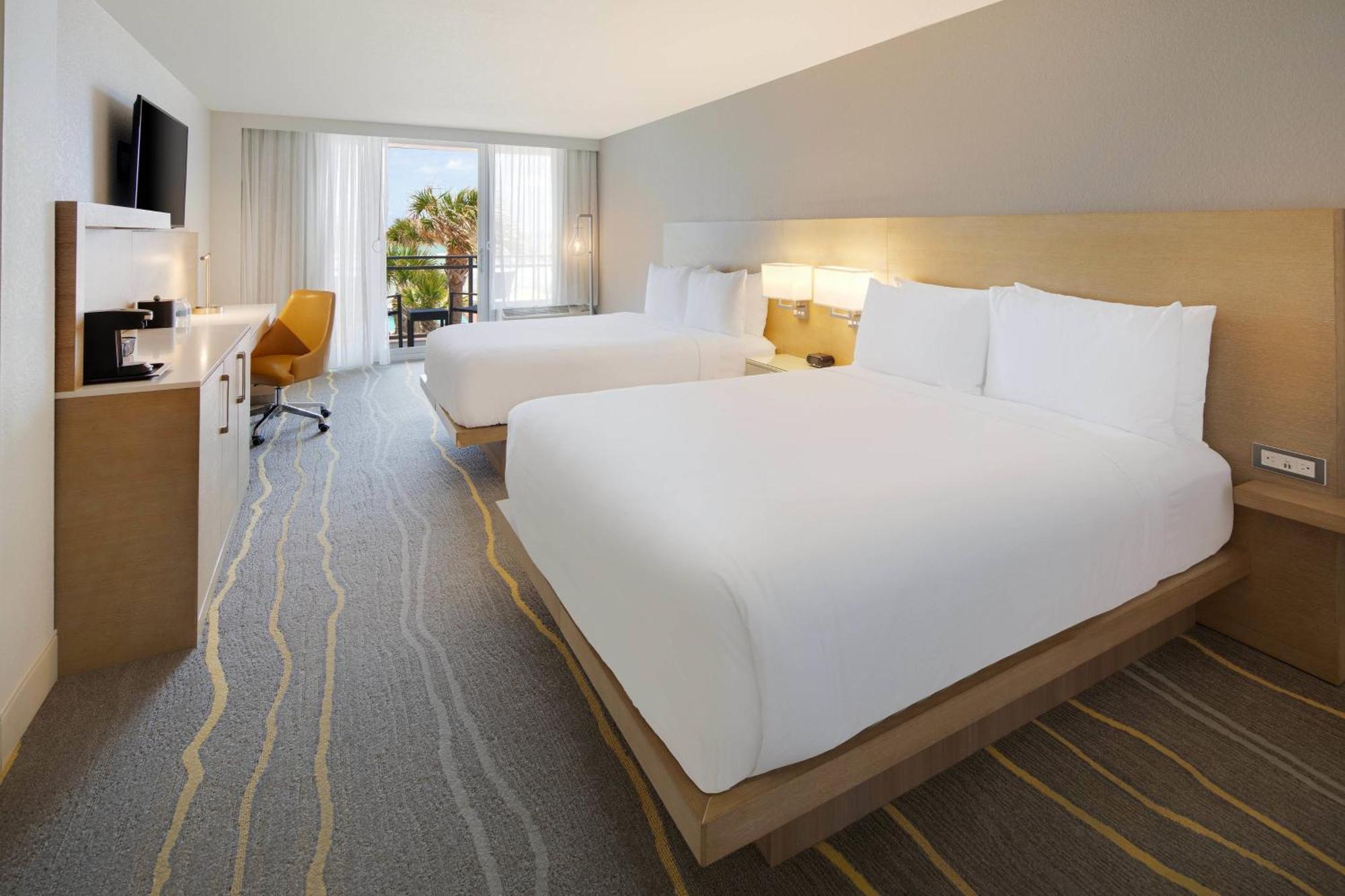 Delta Hotels By Marriott Daytona Beach Oceanfront Екстер'єр фото