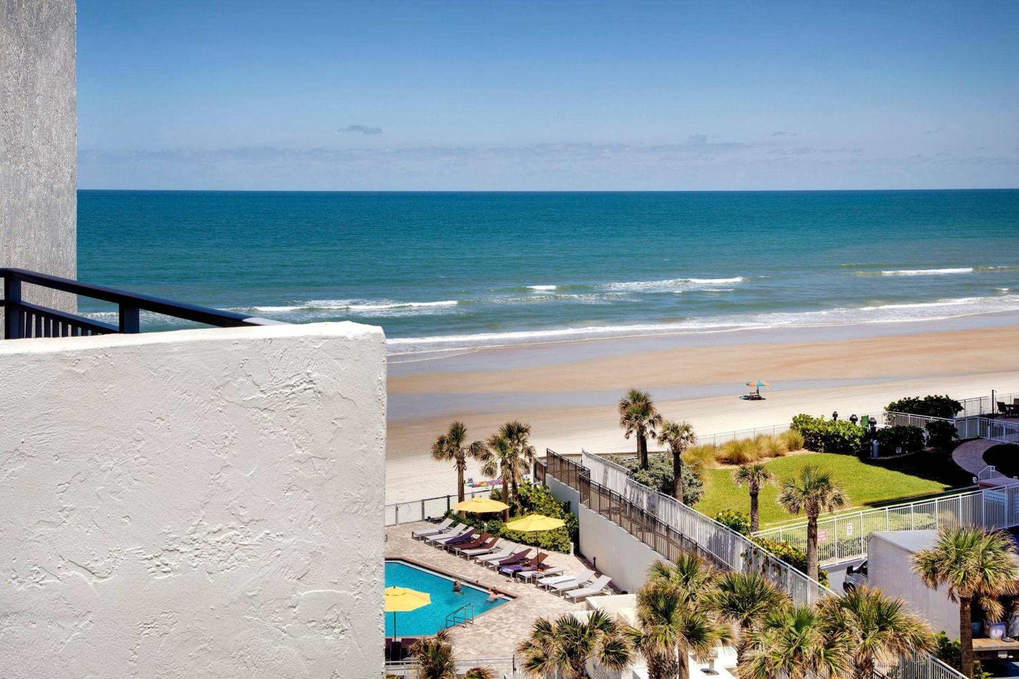 Delta Hotels By Marriott Daytona Beach Oceanfront Екстер'єр фото